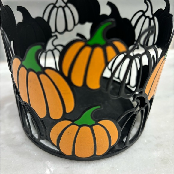 New Bath & Body Works Pumpkin 3 Wick Candle Holder - Picture 2 of 5
